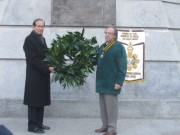 El Embajador de Filipinas, D. Carlos Salinas junto a D. Federico Sánchez Aguilar